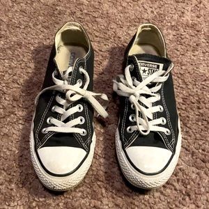 Black Converse Womens 7/Mens 5 (Unisex)